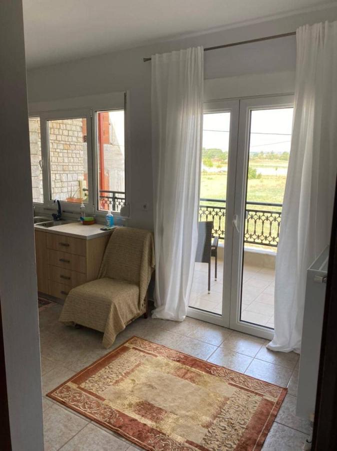 Polys Apartment And Paraskevi Studio With View Ptolemaida Exterior photo