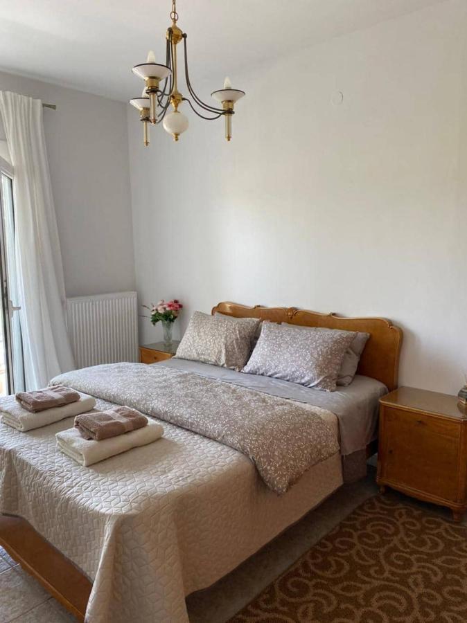 Polys Apartment And Paraskevi Studio With View Ptolemaida Exterior photo