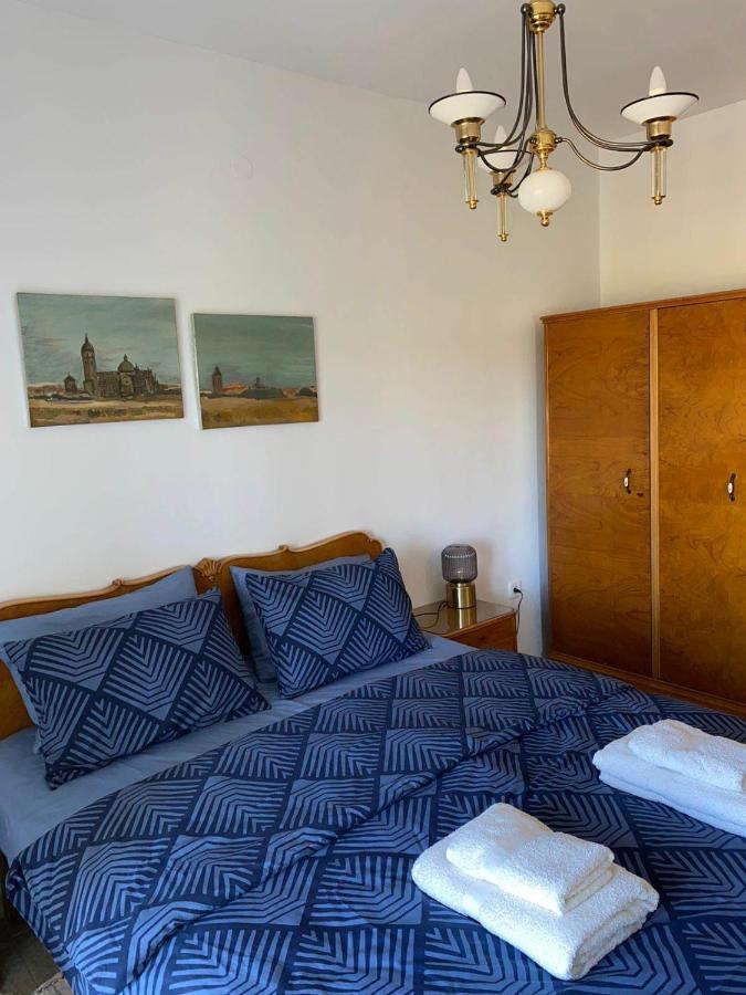 Polys Apartment And Paraskevi Studio With View Ptolemaida Exterior photo