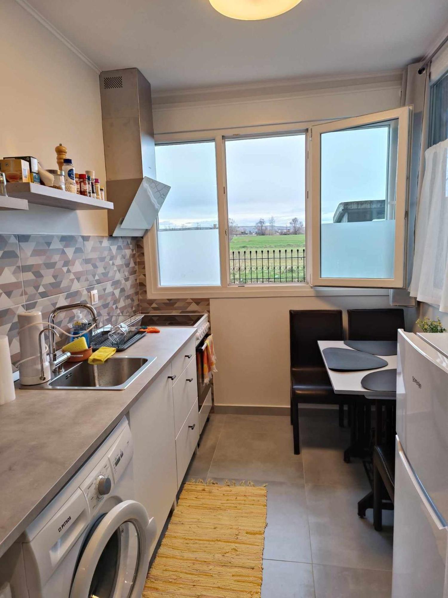 Polys Apartment And Paraskevi Studio With View Ptolemaida Exterior photo